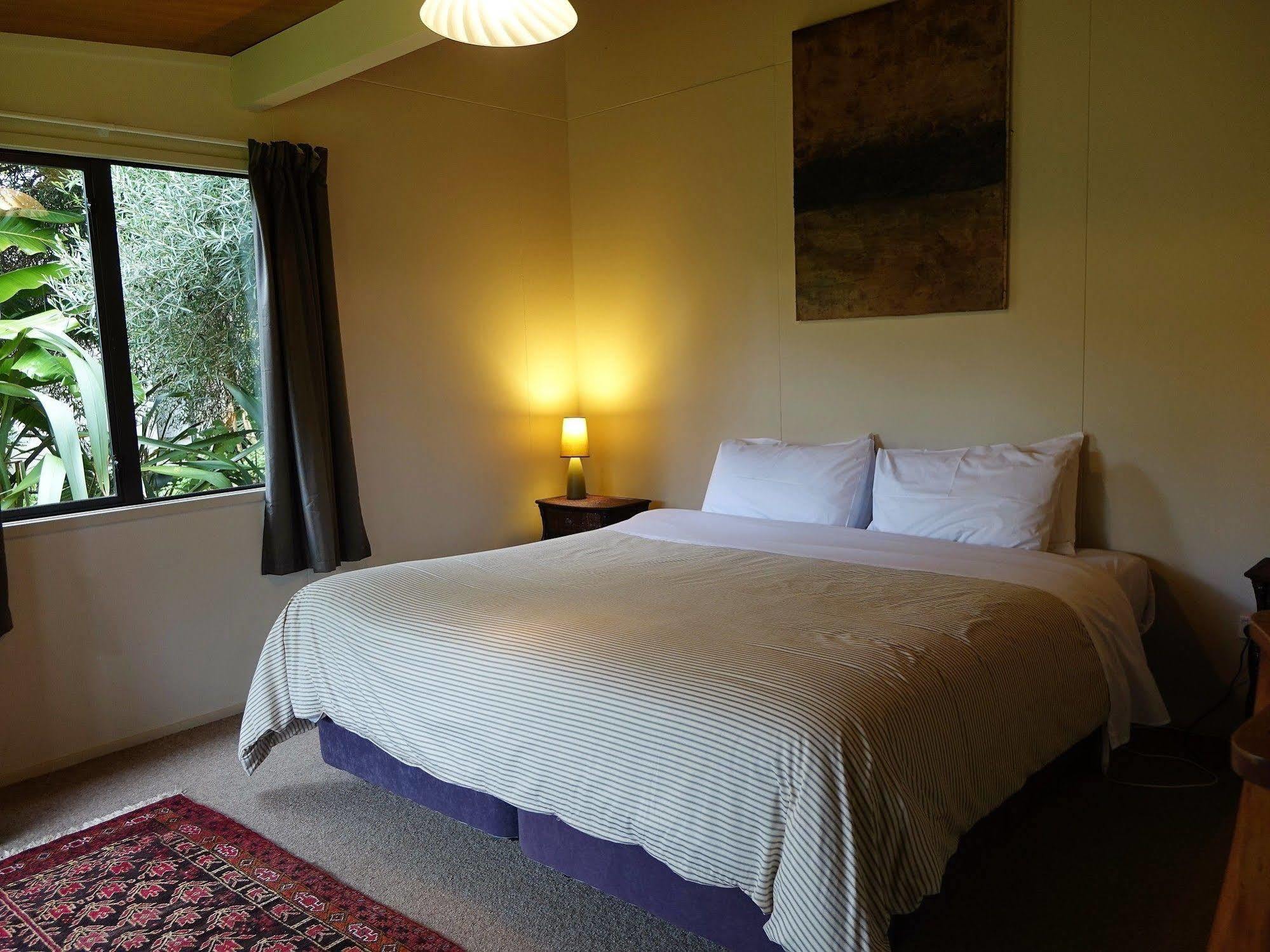 Wharepuke Subtropical Accommodation เคริเคริ ภายนอก รูปภาพ